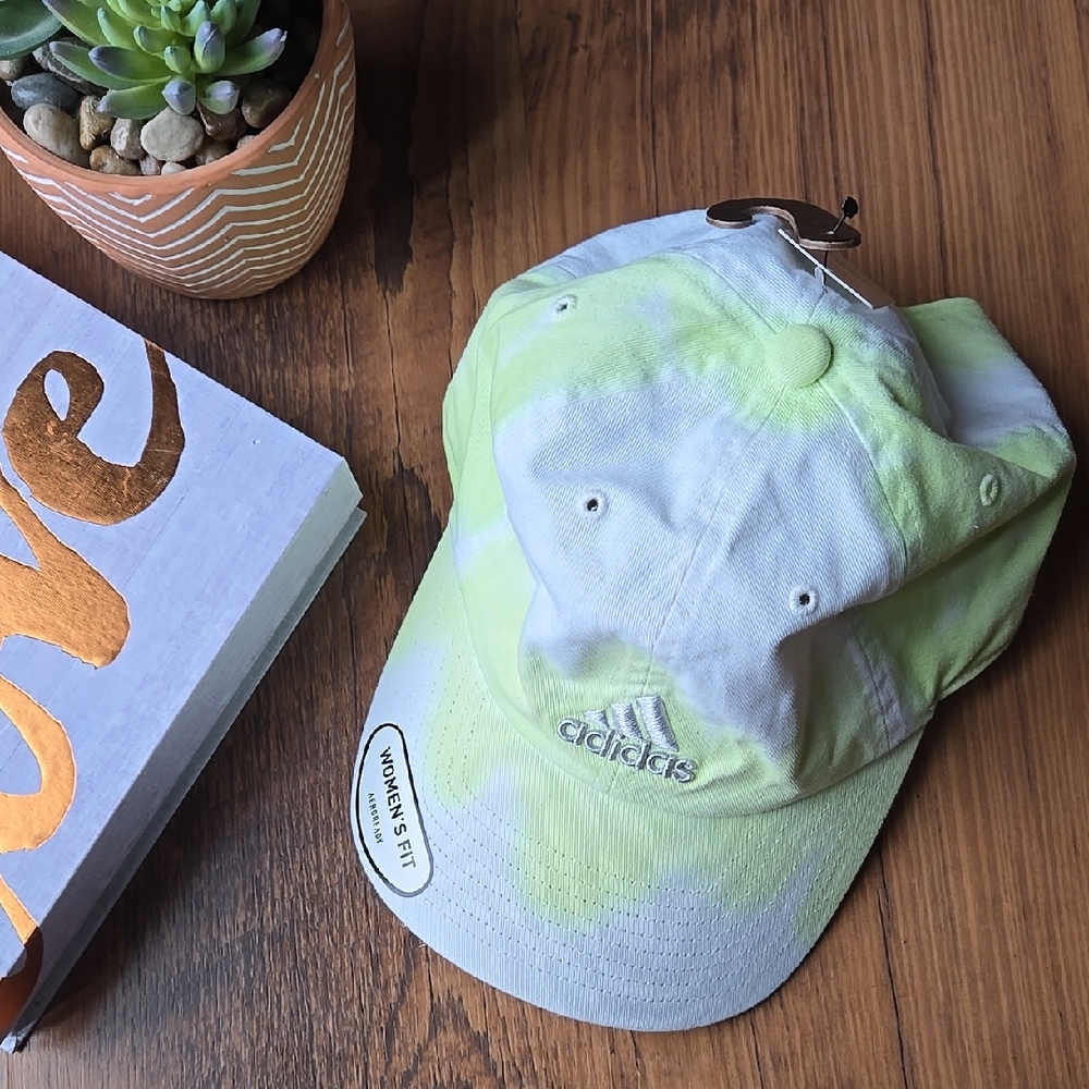 New Adidas Womans Relaxed Tie-Dye Cap Lime Green And White